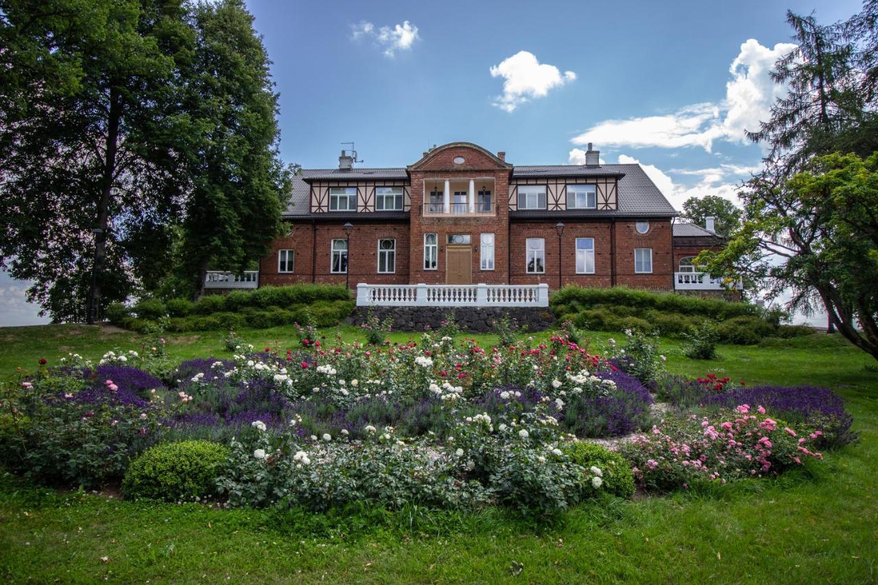 Piena Muiza - Berghof Hotel & Spa Sieksate Exterior foto