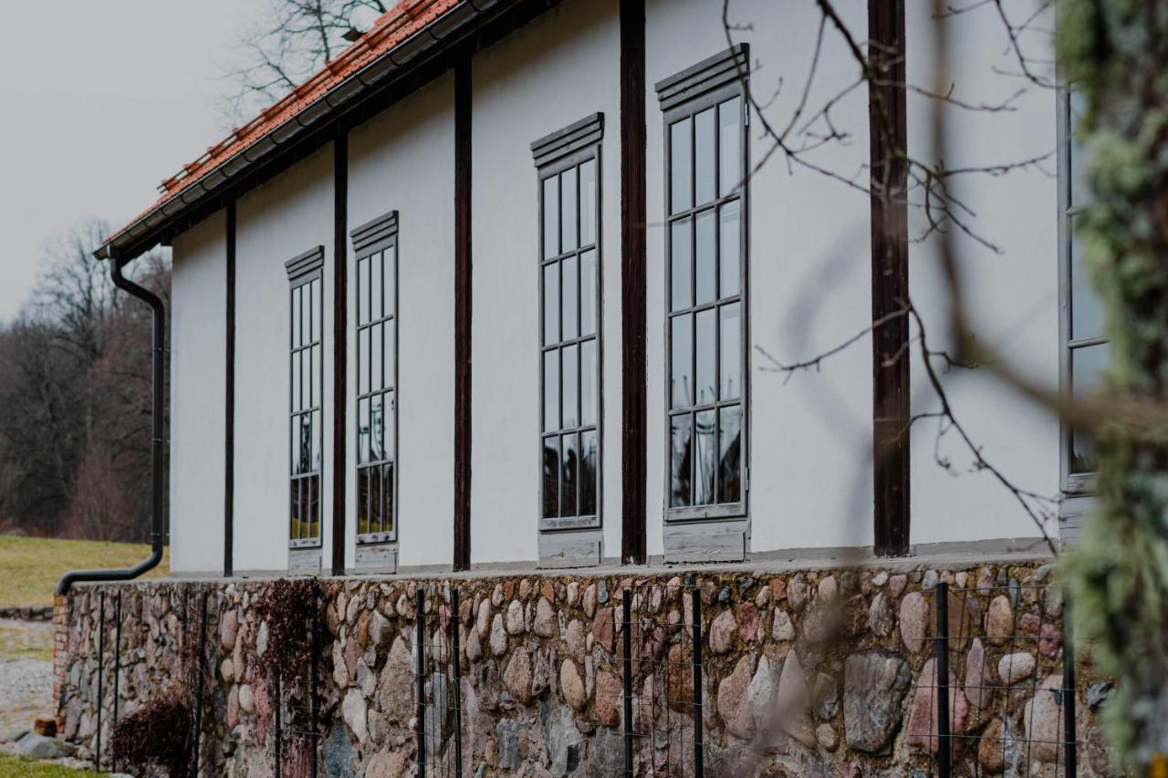 Piena Muiza - Berghof Hotel & Spa Sieksate Exterior foto
