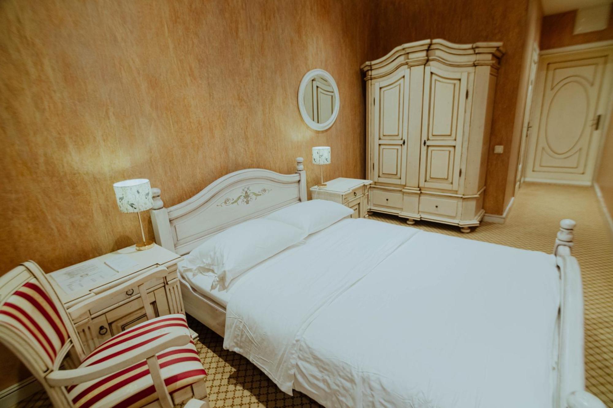 Piena Muiza - Berghof Hotel & Spa Sieksate Quarto foto